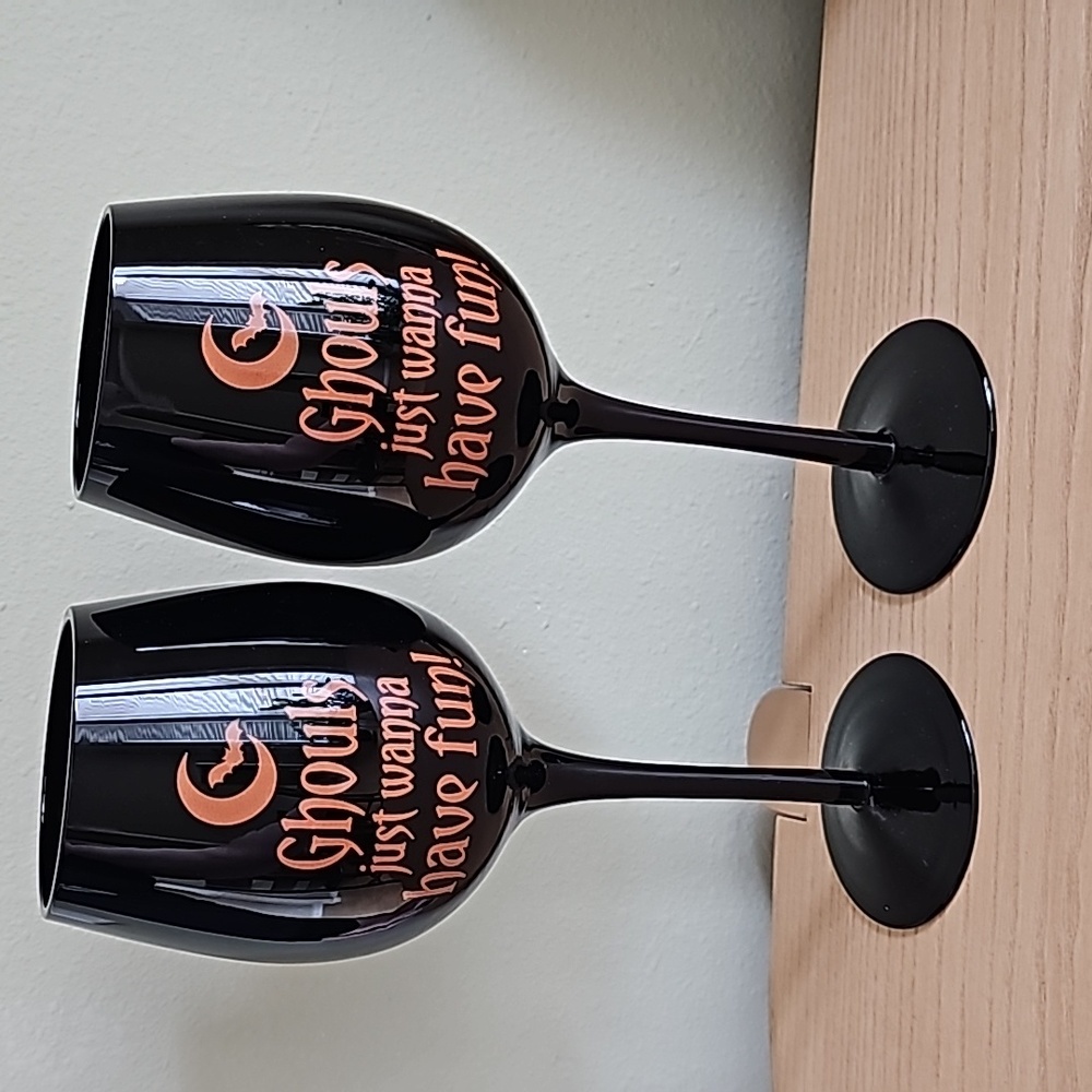 S/2 "Ghouls just wanna have fun!" Halloween Moon Bat Black + Orange Wine Glasses - Picture 1 of 8